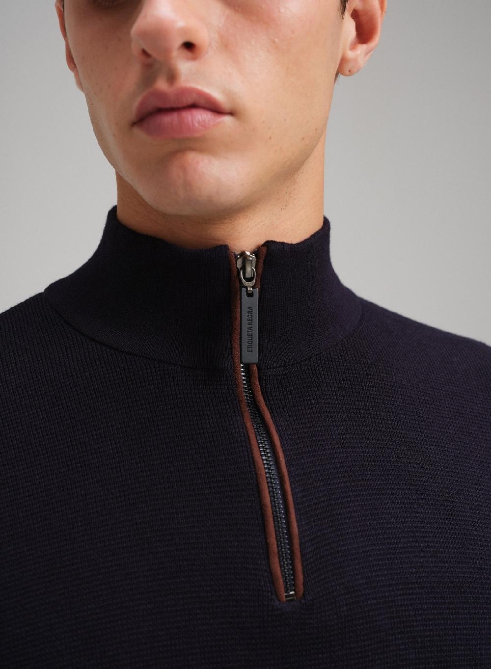 Etiqueta negra Sweater media polera cierre Ottoman Superdescuento