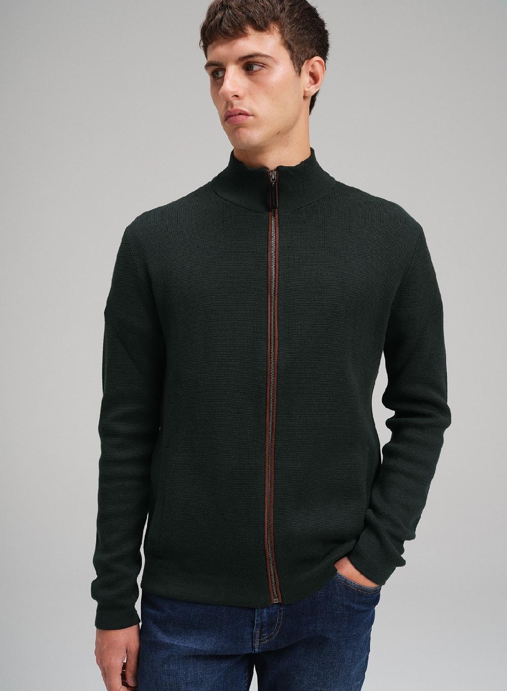 Etiqueta negra Campera Ottoman Grandes descuentos