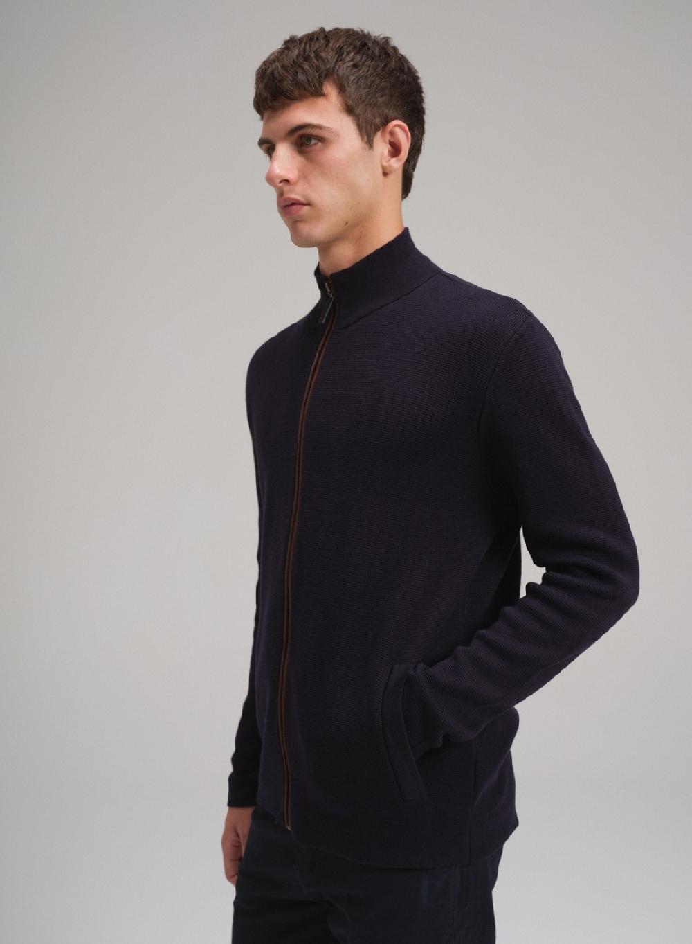 Etiqueta negra Campera Ottoman Liquidación