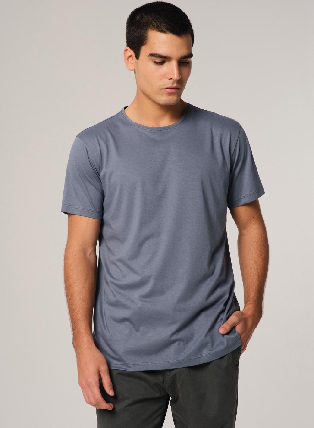 Etiqueta negra Remera luxury cuello U Ventas relámpago