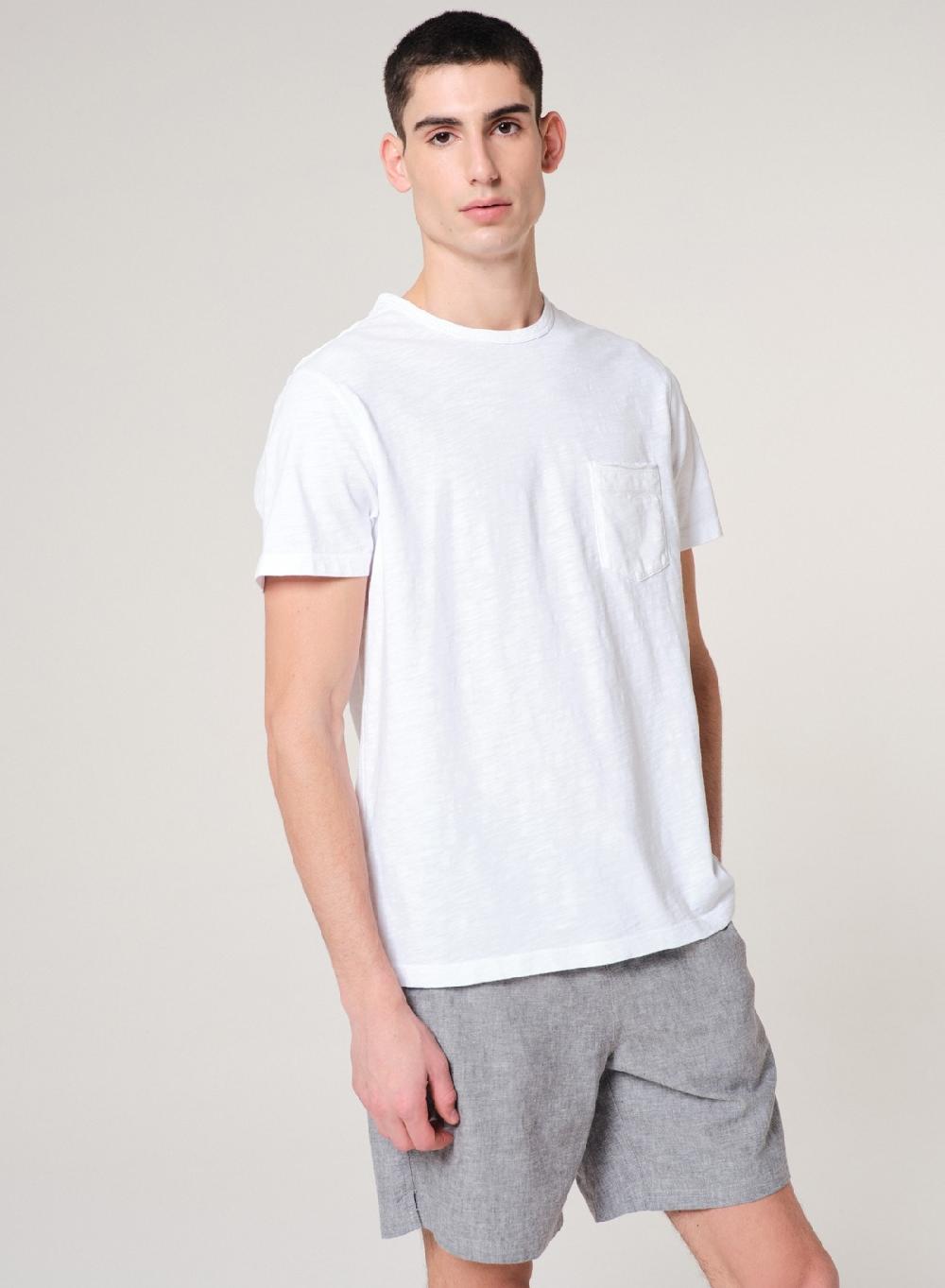Etiqueta negra Remera cuello u flame con bolsillo pigment dye Grandes descuentos
