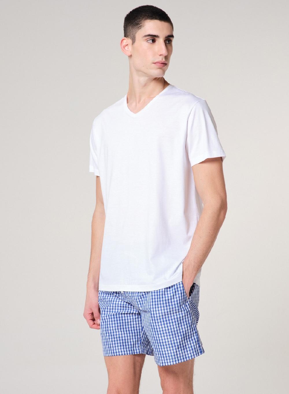 Etiqueta negra Remera luxury cuello V Limitado a 3 días