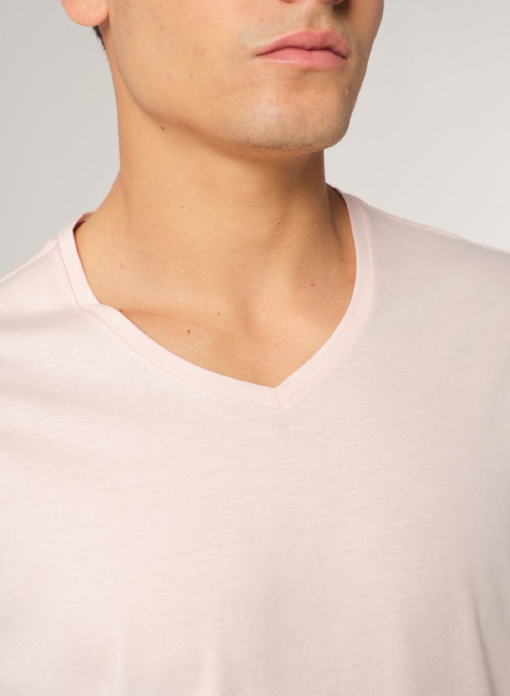 Etiqueta negra Remera luxury cuello V Venta caliente