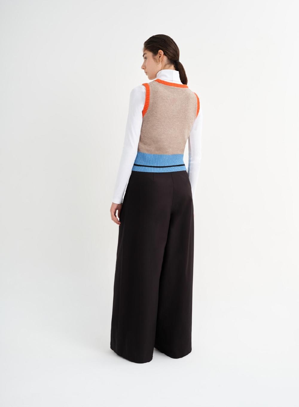 Etiqueta negra Pantalon gabardina Tienda