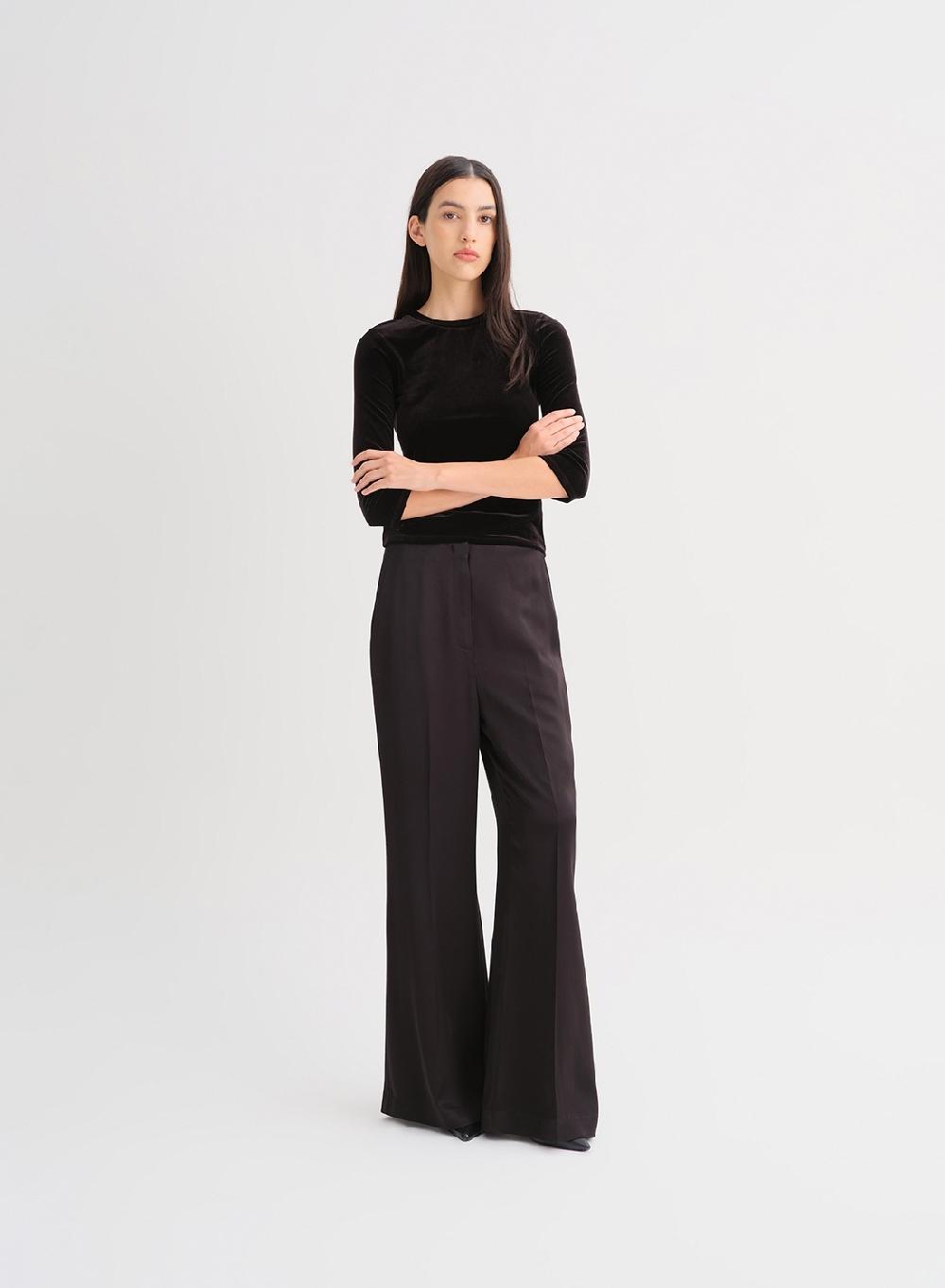 Etiqueta negra Remera terciopelo spandex