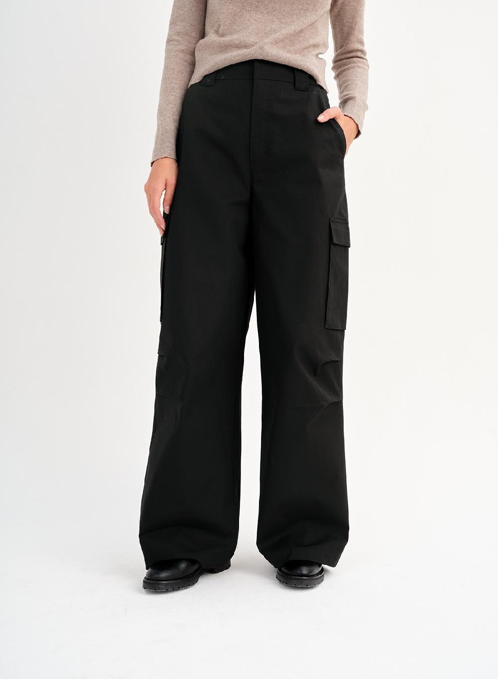 Etiqueta negra Pantalon bolsillos gabardina Liquidación
