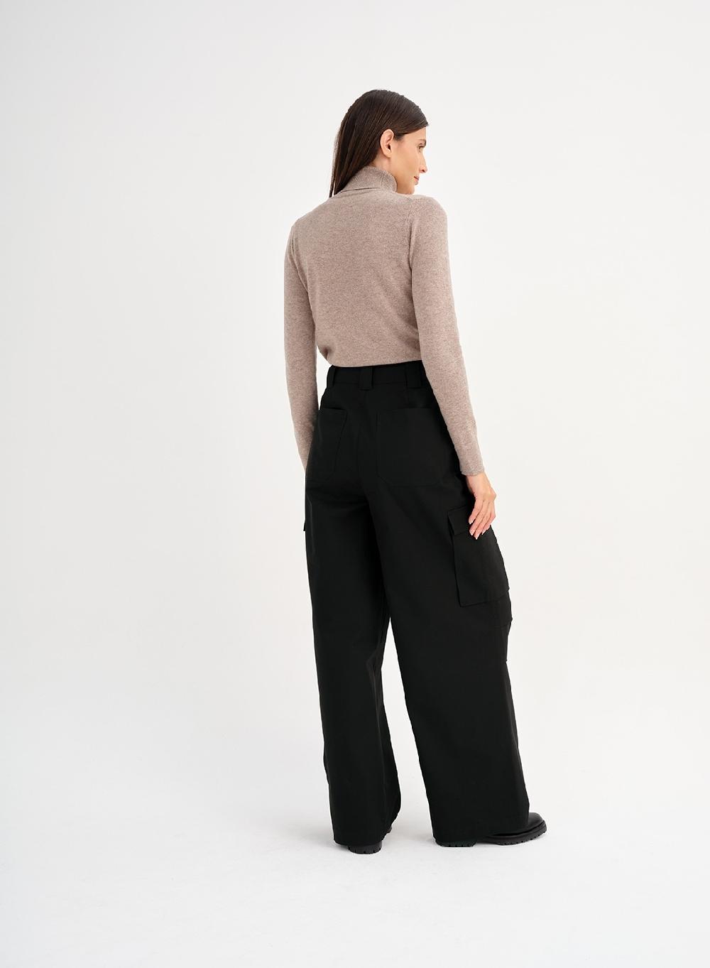 Etiqueta negra Pantalon bolsillos gabardina Liquidación