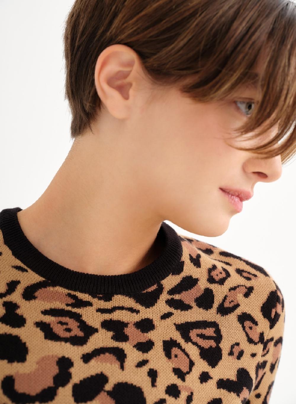 Etiqueta negra Sweater tejido leopardo Última moda
