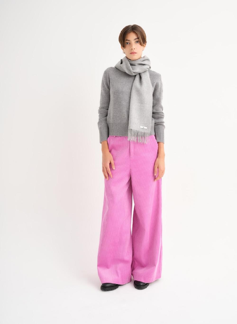 Etiqueta negra Pantalon ancho corderoy Mejor oferta