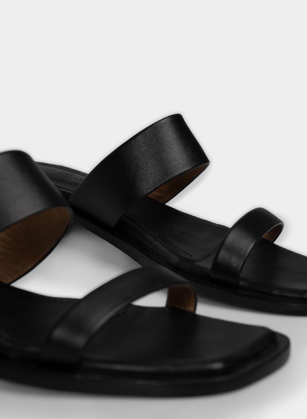 Etiqueta negra Sandalia dos tiras Rebajas top