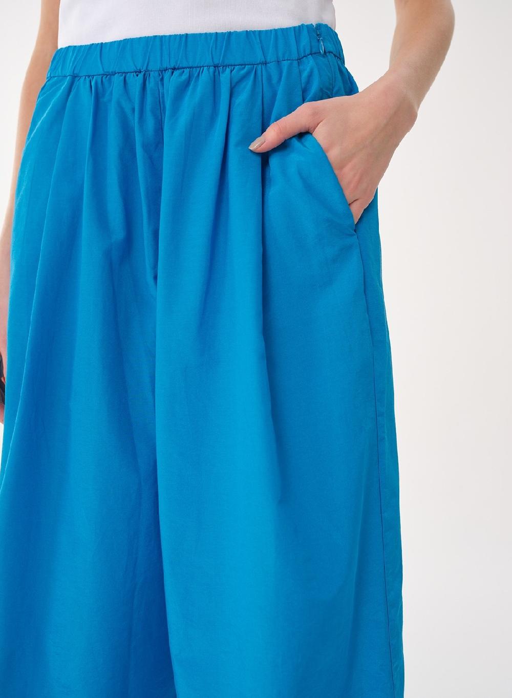 Etiqueta negra PANTALON SUELTO FORMAL Solo hoy