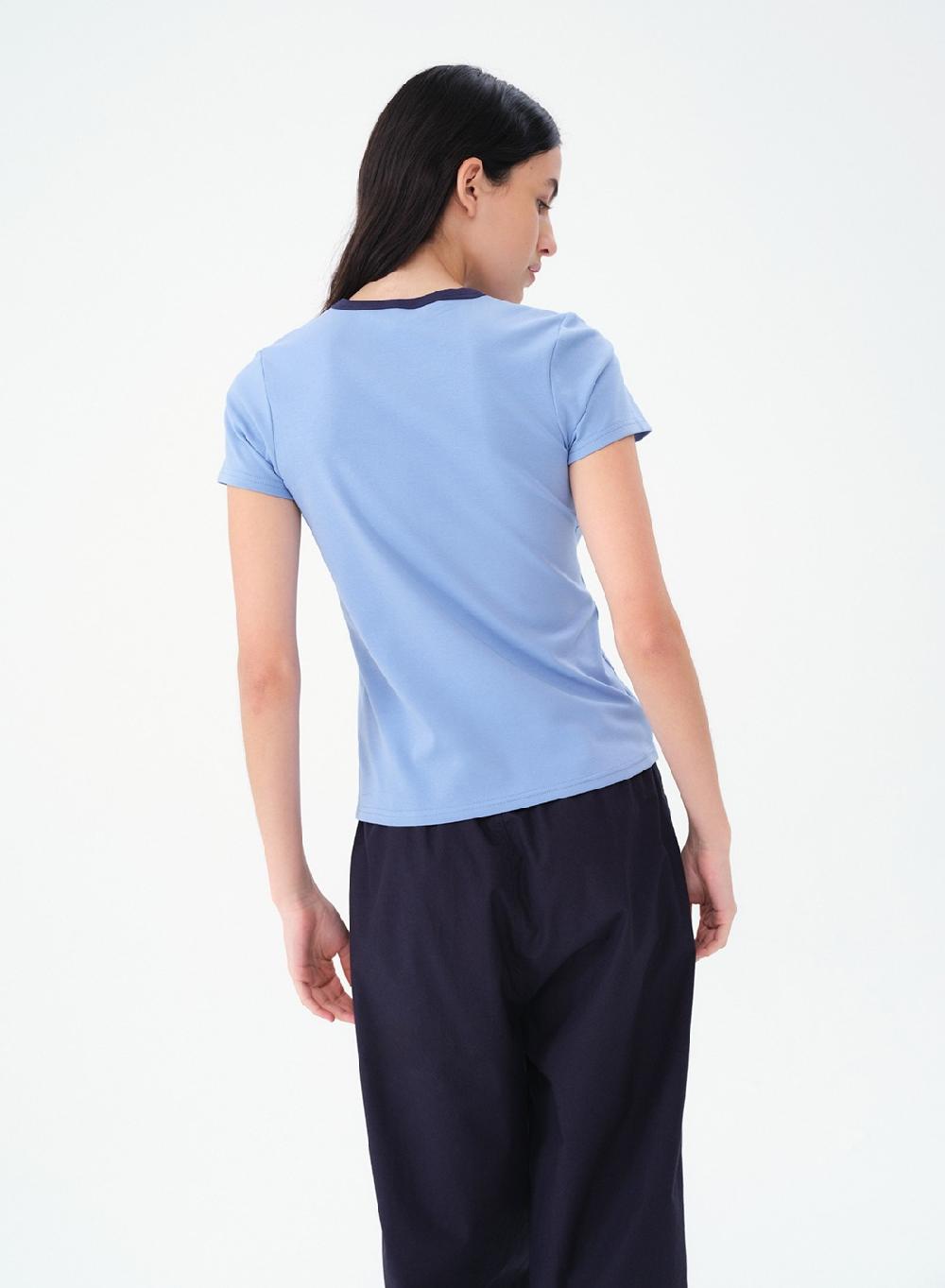 Etiqueta negra Remera rib combinada Solo queda un día