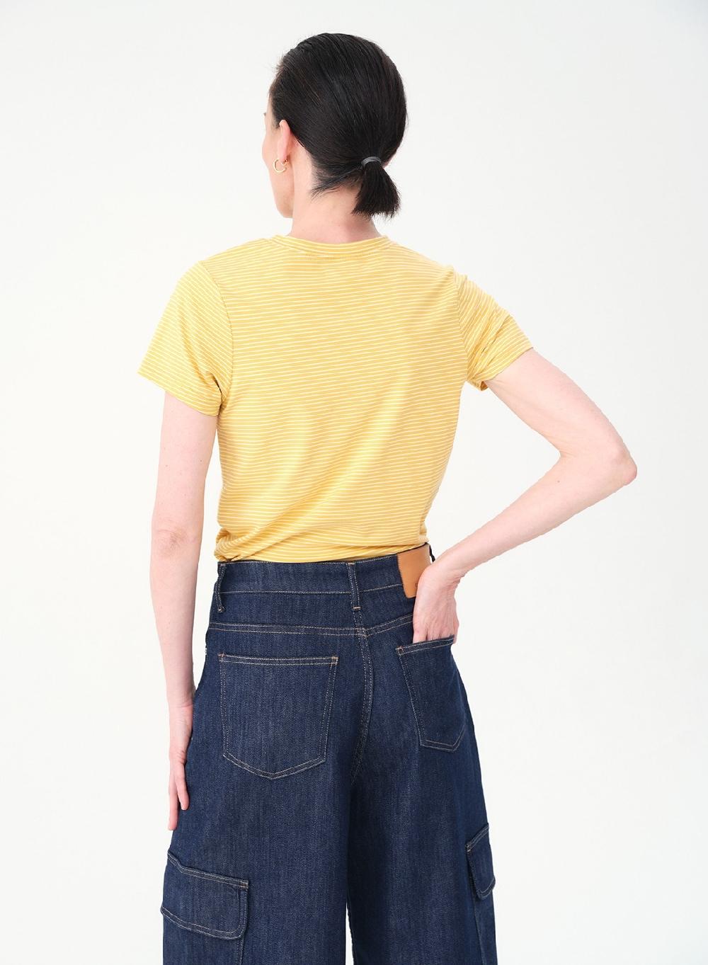 Etiqueta negra REMERA RAYADA ALGODON LYCRA Descuento