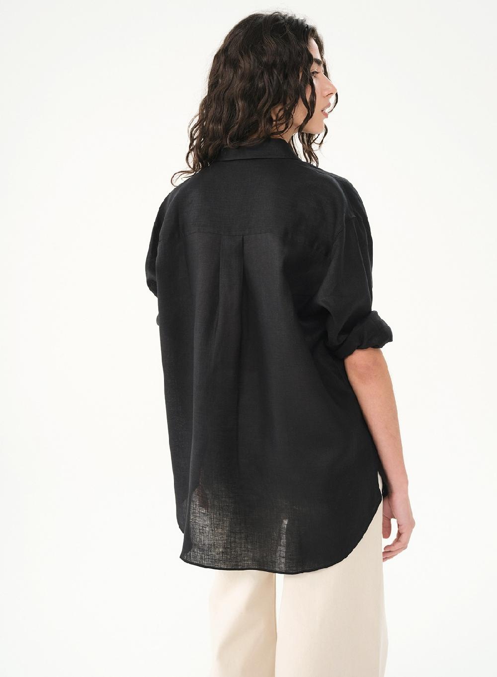 Etiqueta negra CAMISA AMPLIA LINO Devoluciones gratuitas