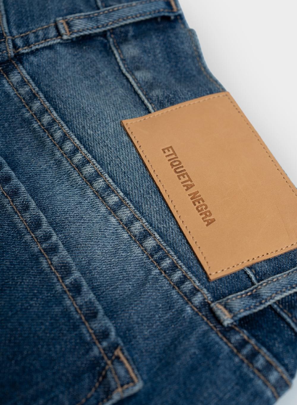 Etiqueta negra Short denim liviano Promoción por tiempo limitado