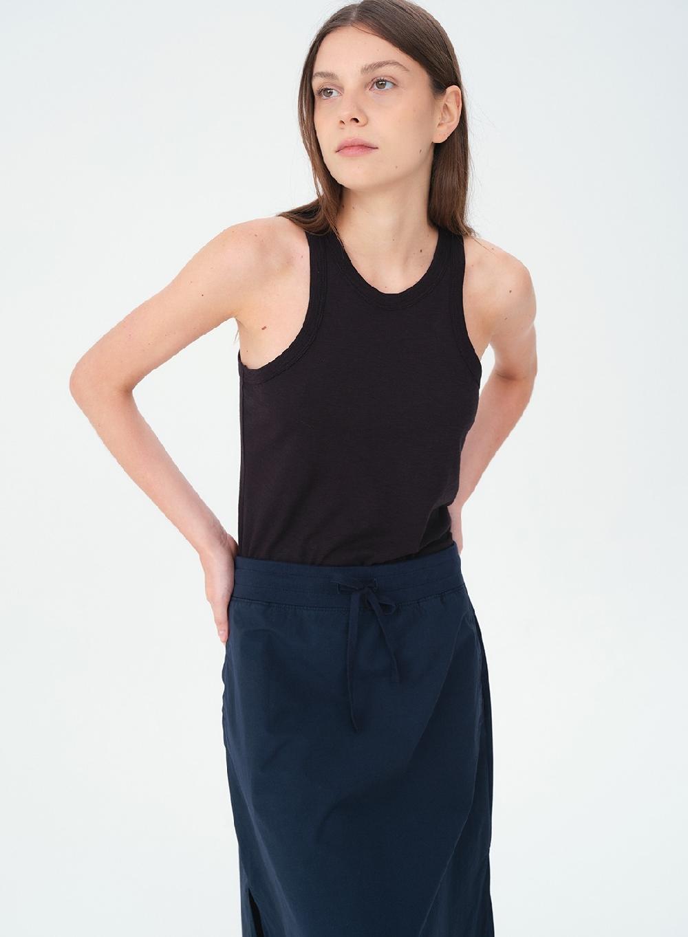 Etiqueta negra MUSCULOSA FLAME En línea