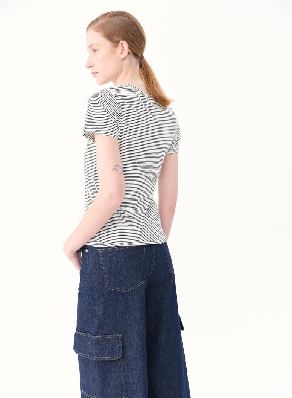 Etiqueta negra REMERA RAYADA ALGODON LYCRA Los más vendidos
