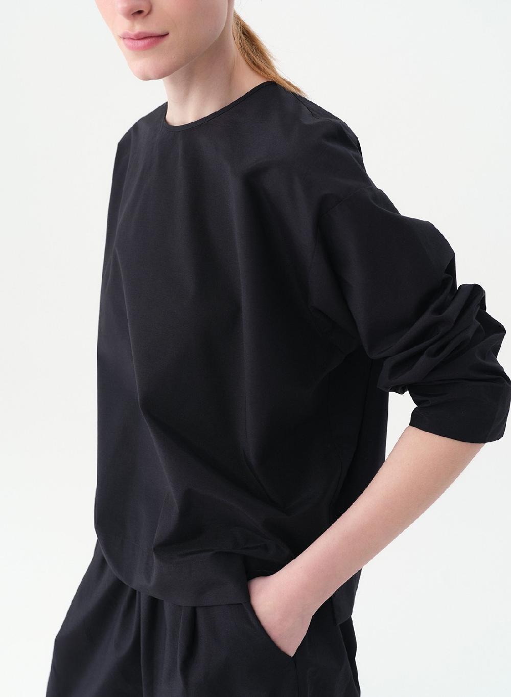 Etiqueta negra REMERA OVERSIZE FORMAL Envío internacional gratuito