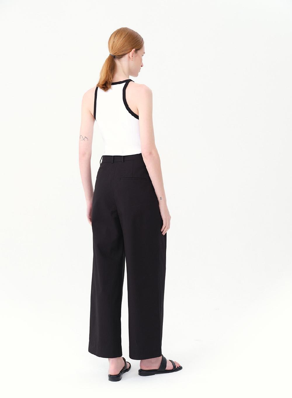 Etiqueta negra PANTALON PINZAS GABARDINA En oferta