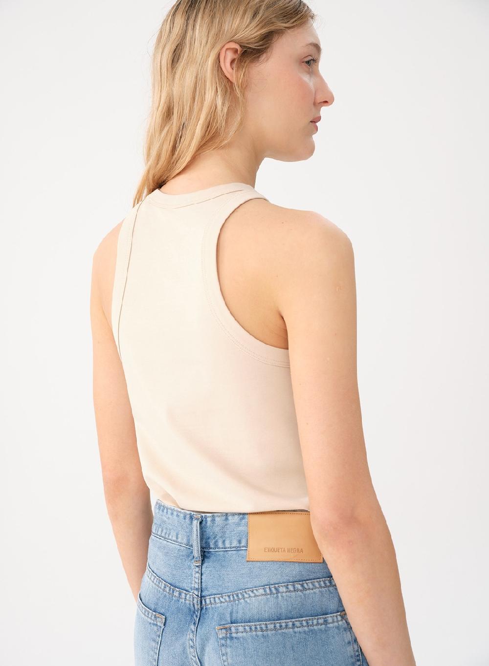 Etiqueta negra Musculosa algodon 2025
