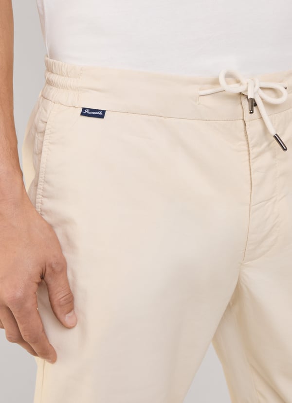 Façonnable pantalón elástico fit regular Grandes descuentos