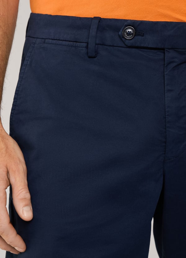 Façonnable bermuda chino elástica En oferta