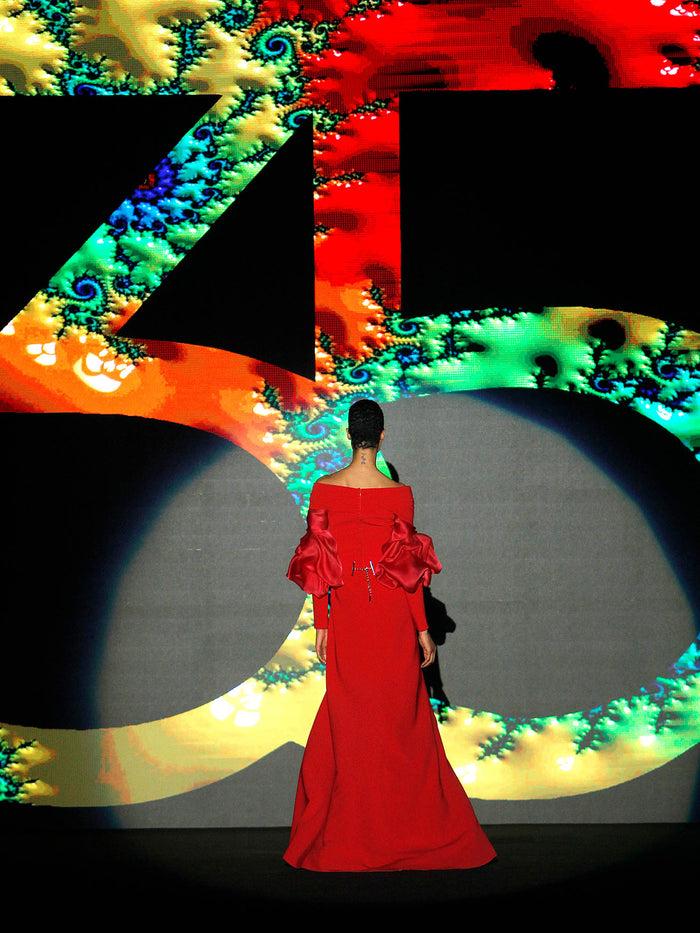 Hannibal laguna LOOK 1 HONORIS | Vestido de fiesta en crepe y organza geranio Ofertas de temporada