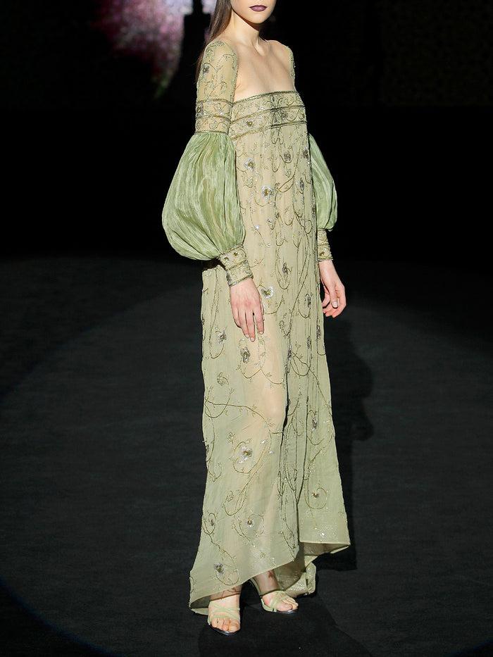Hannibal laguna LOOK 6 HALBORA | Vestido en gasa bordada color verde olivo Devoluciones gratuitas