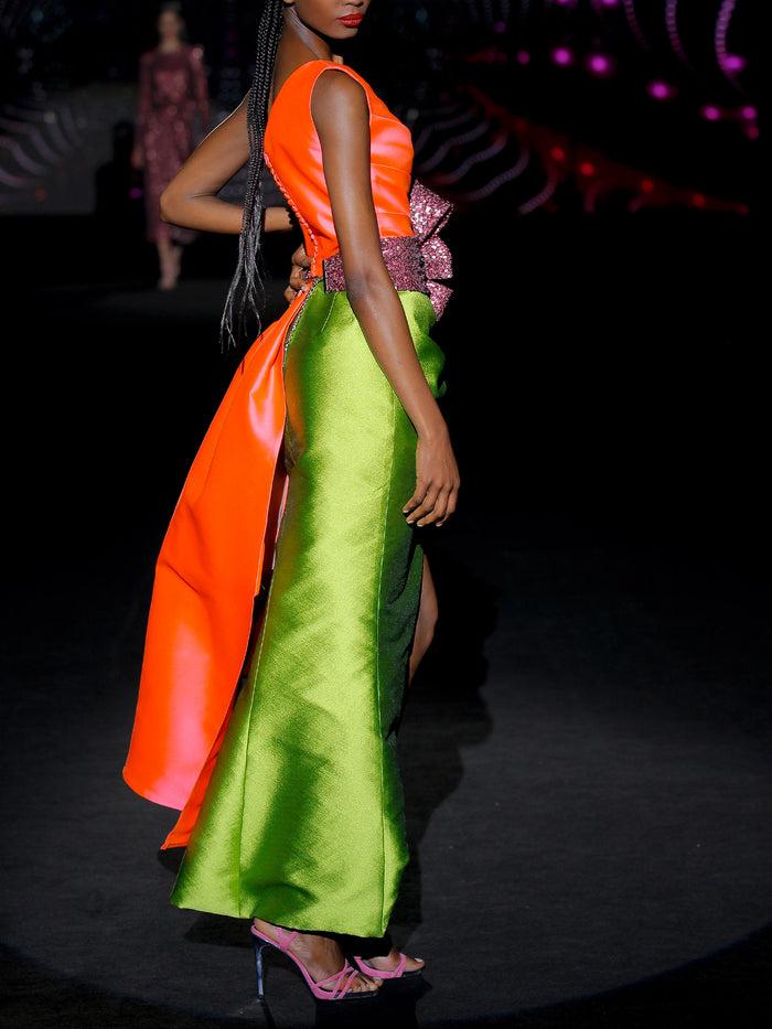 Hannibal laguna LOOK 39 ISMERAL | Vestido de fiesta midi en mikado salmón y martelé verde Grandes descuentos