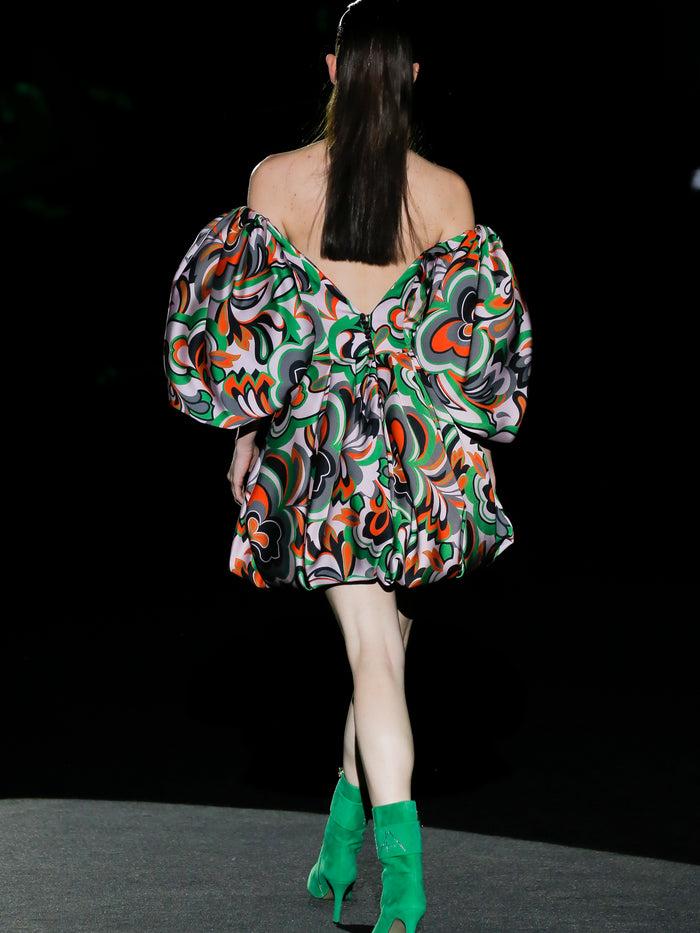 Hannibal laguna LOOK 21 FANELI | Vestido de fiesta en satín estampado psicodelico con falda bulbo Últimos 3 días