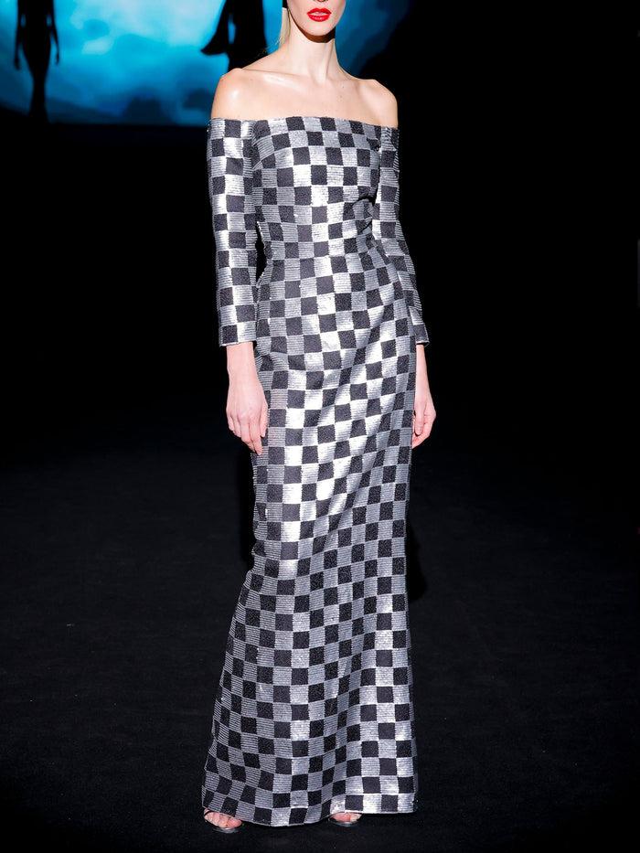 Hannibal laguna LOOK 5 Vestido JAKAR | Vestido de fiesta realizado en damero plata y negro Limitado a 3 días