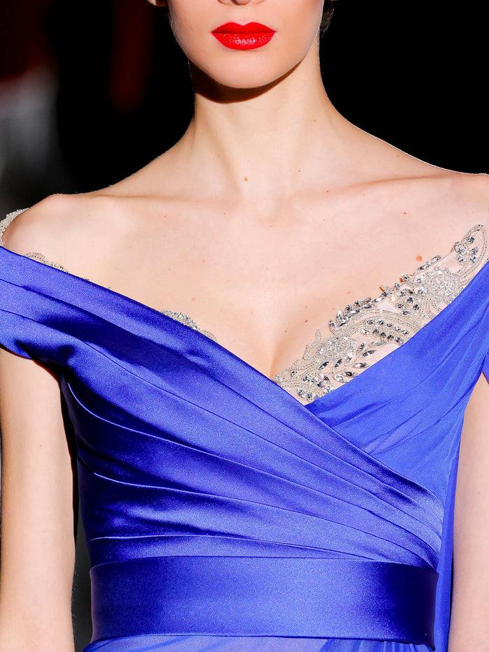 Hannibal laguna LOOK 22 Vestido JARCHY | Vestido de fiesta realizado en gasa de seda color azul royal y swarovski 2025