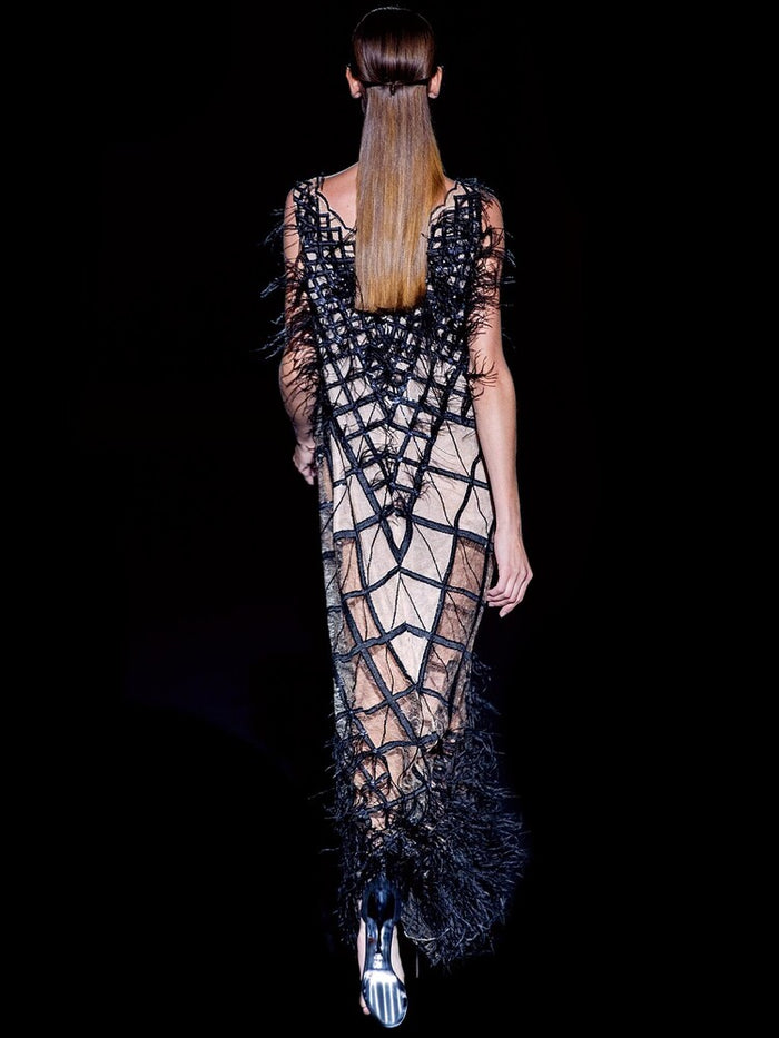 Hannibal laguna Look 31 CAPITEL | Vestido tul bordado negro y plumas Rebajas de fábrica