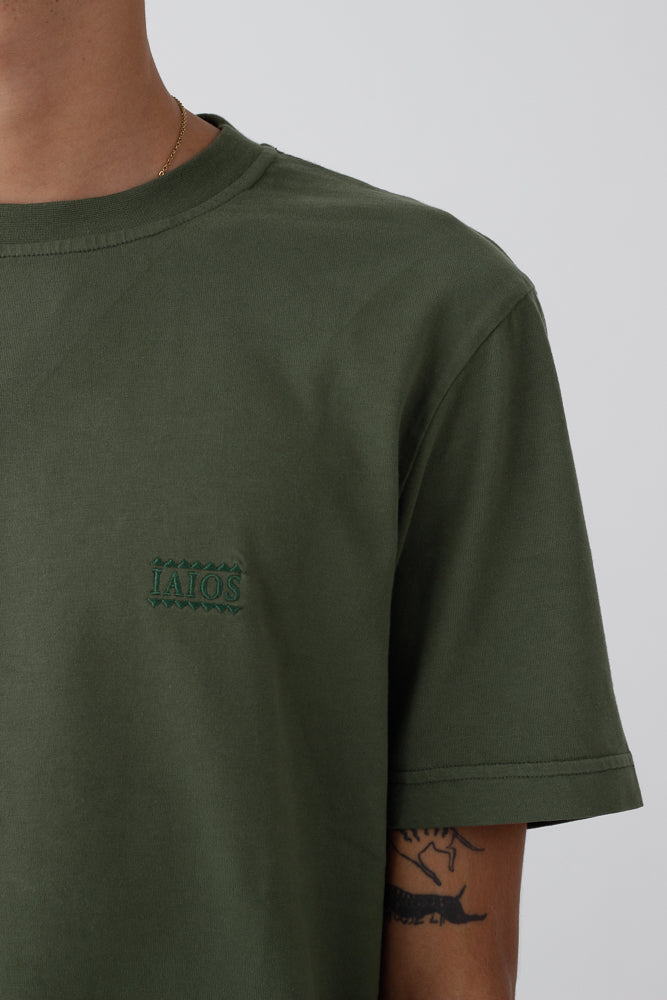 Iaios Camiseta bordado verde En oferta