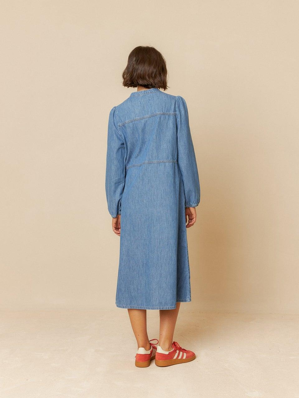 Indi & cold VESTIDO DENIM LAVADO Tienda