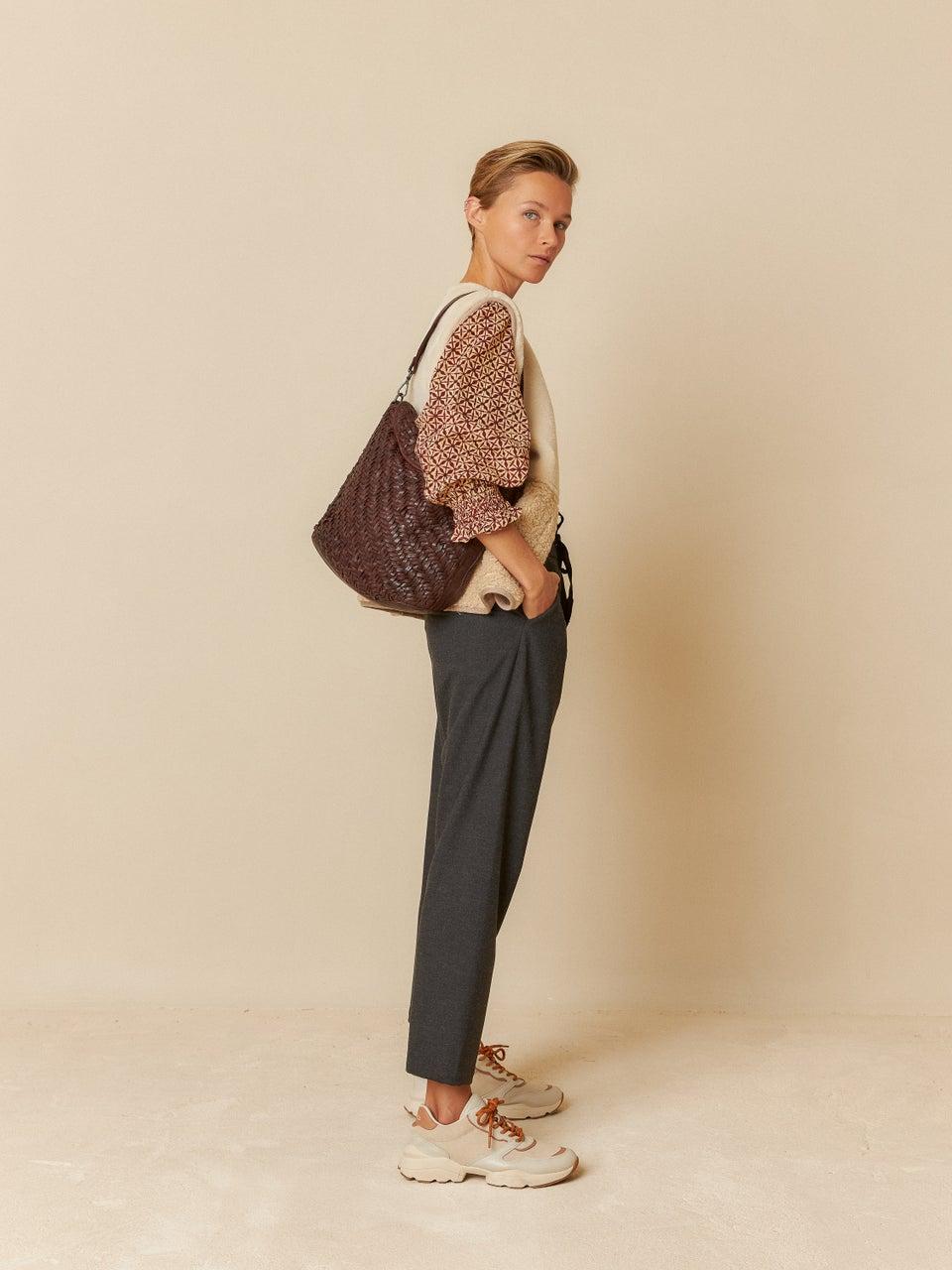 Indi & cold BOLSO ESPIGA PIEL REMY 2025