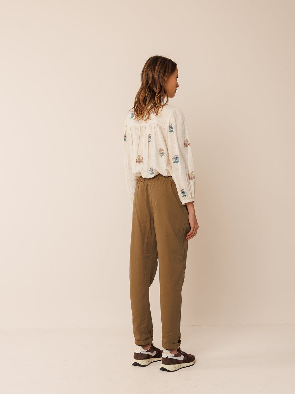 Indi & cold PANTALÓN CLASIC JOGGER Grandes ahorros