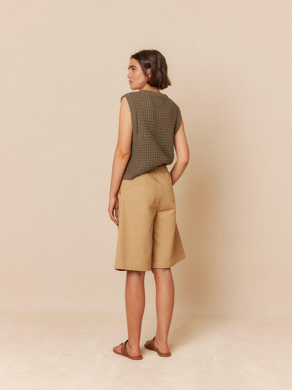 Indi & cold BERMUDA GABARDINA DETALLES CONTRASTE Outlet online