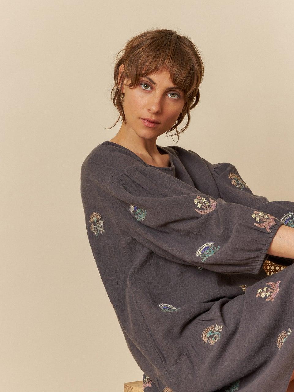 Indi & cold VESTIDO BORDADO MULTICOLOR Oferta exclusiva
