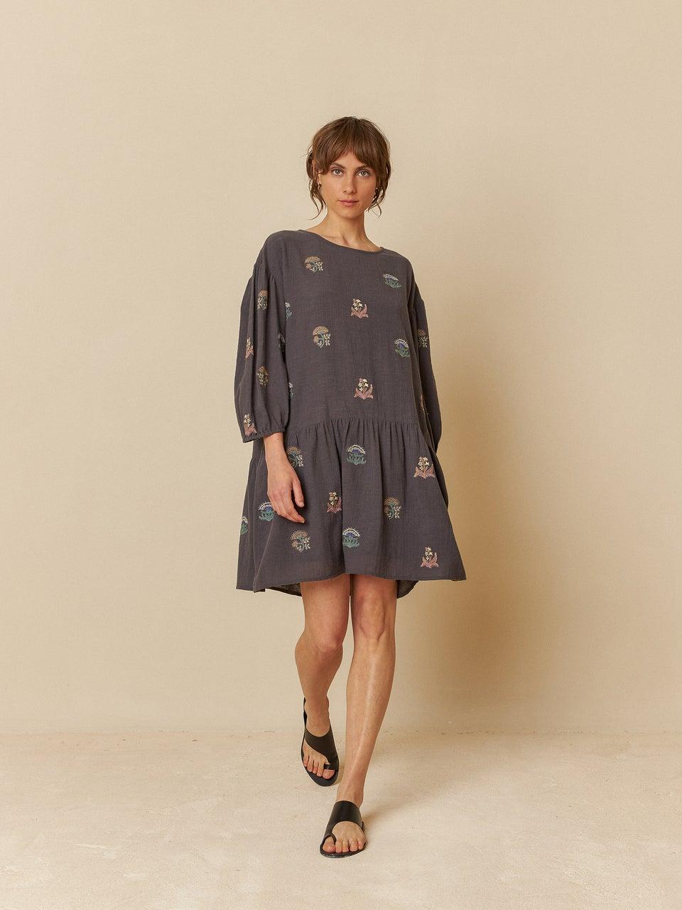 Indi & cold VESTIDO BORDADO MULTICOLOR Oferta exclusiva