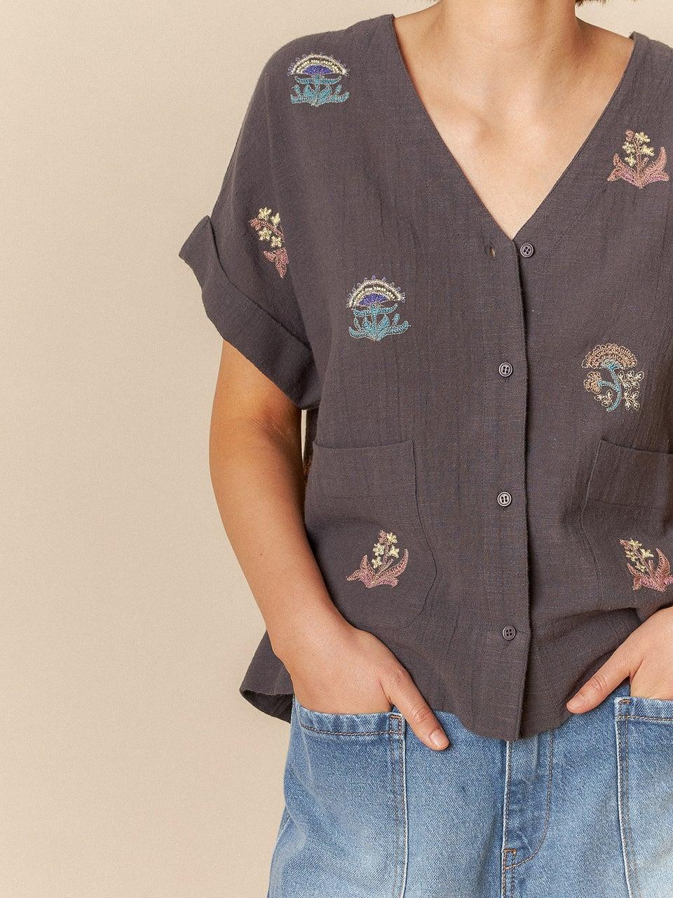 Indi & cold CAMISA BORDADOS MANGA CORTA Mejor oferta