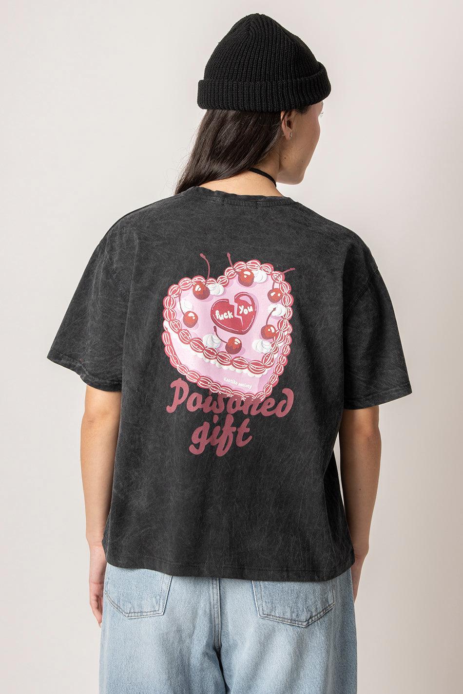 kaotiko Camiseta Washed Poisoned Gift Black Rebajas online