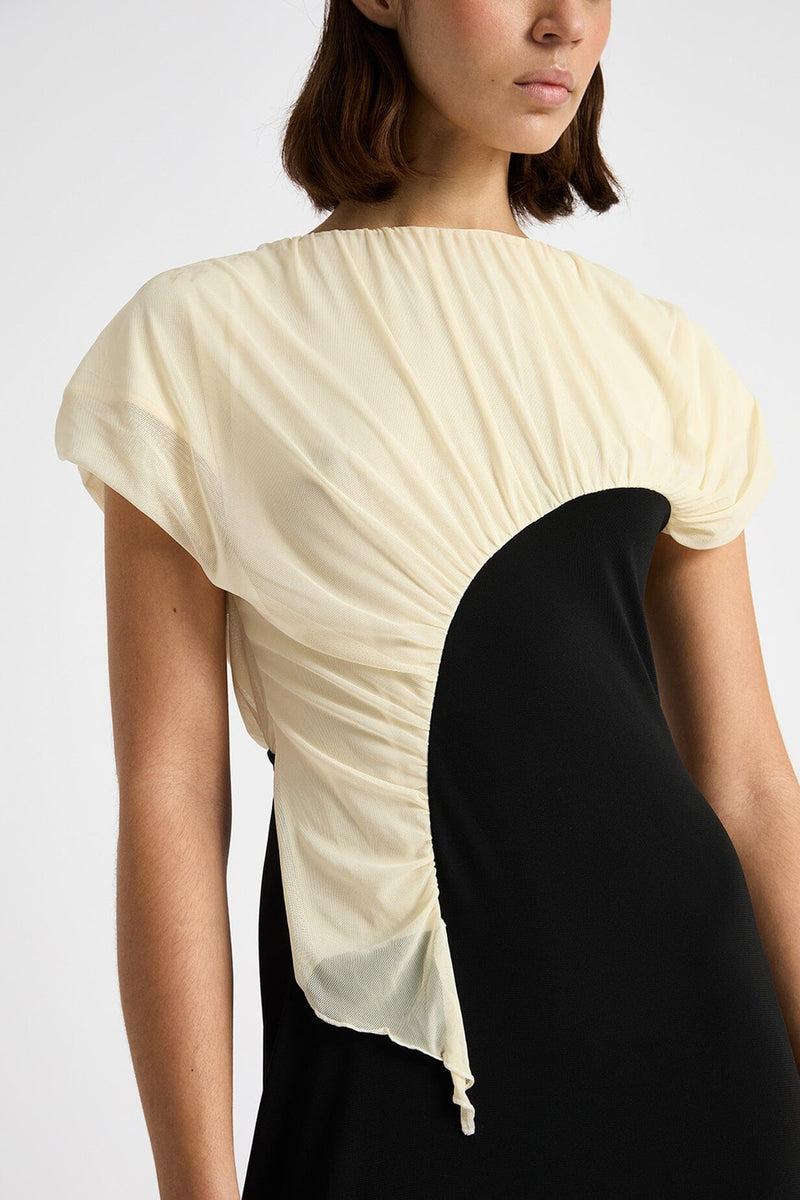 laagam LIBRA BLACK & ECRU DRAPED MIDI DRESS Últimos 3 días