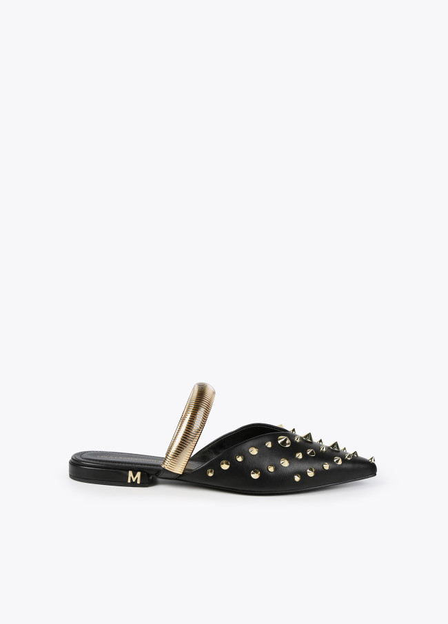 lola casademunt Mule con adornos dorados