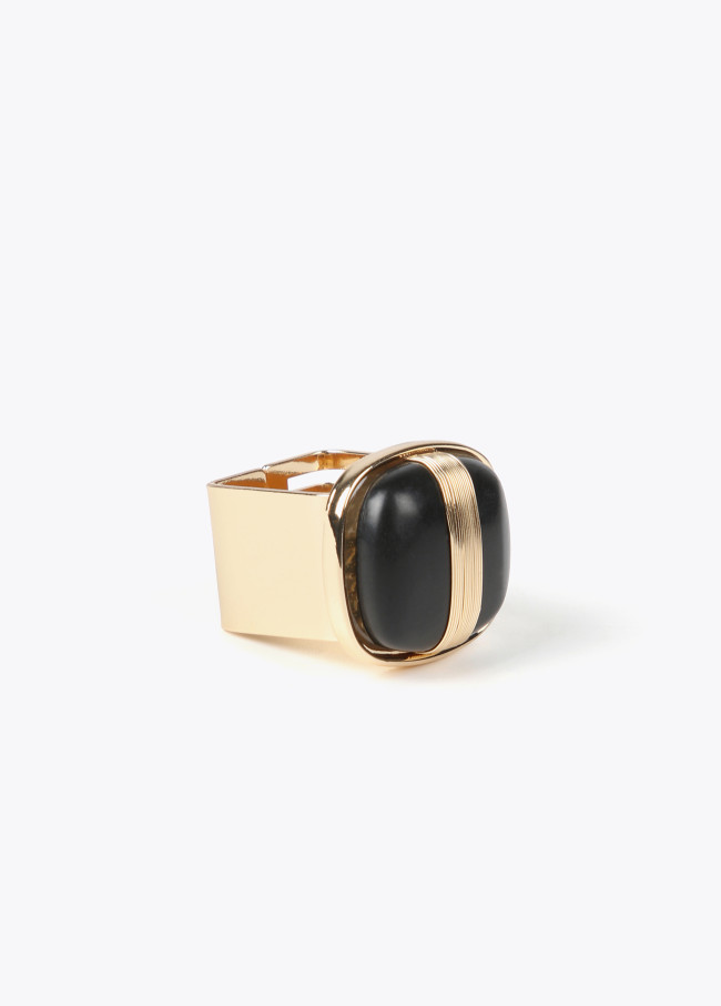 lola casademunt Anillo cuadrado
