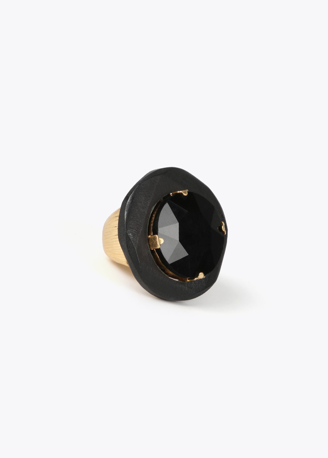 lola casademunt Anillo madera con joya