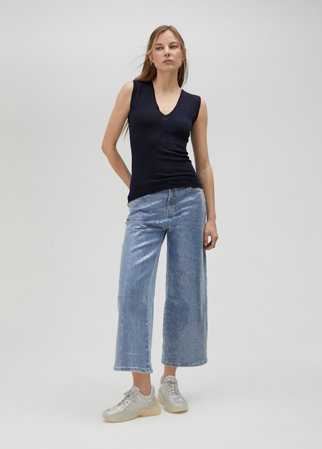 lola casademunt Top básico punto En oferta