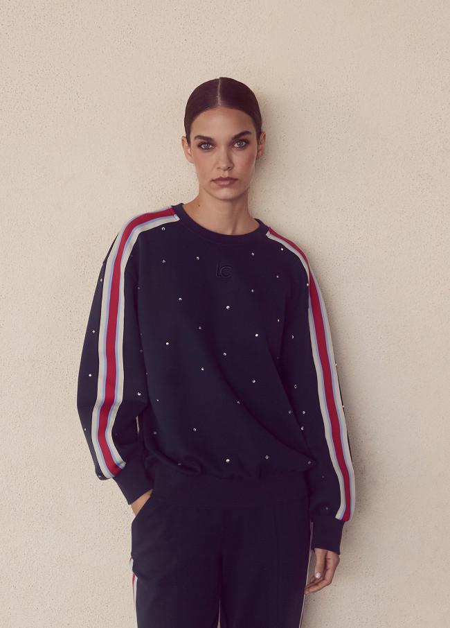 lola casademunt Sudadera con cinta deportiva y strass Tienda