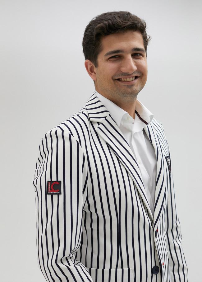 lola casademunt Blazer de hombre de punto y rayas. Limited Edition Ofertas de temporada