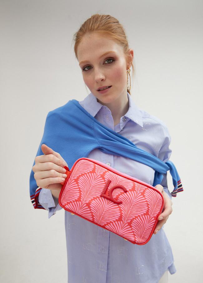 lola casademunt Neceser nylon estampado conchas Mejor oferta